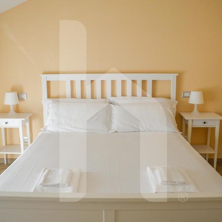 Appartement Homiday - Residenza D'Annunzio à Pineto Extérieur photo