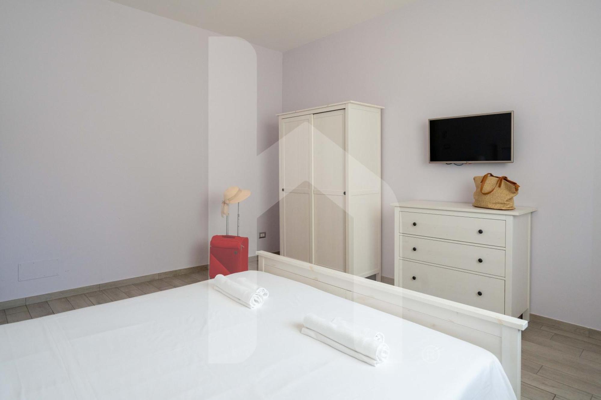 Appartement Homiday - Residenza D'Annunzio à Pineto Extérieur photo