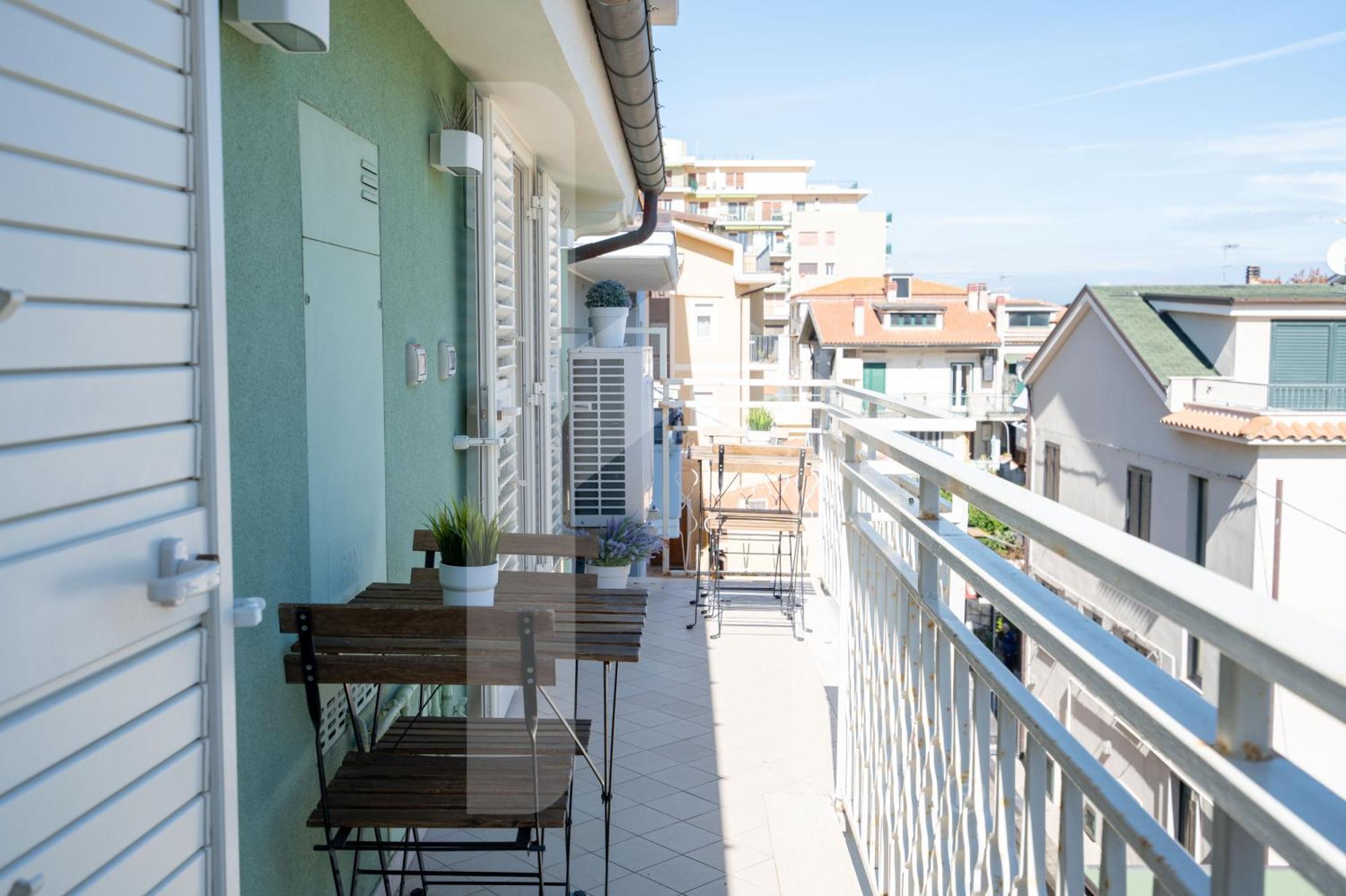 Appartement Homiday - Residenza D'Annunzio à Pineto Extérieur photo